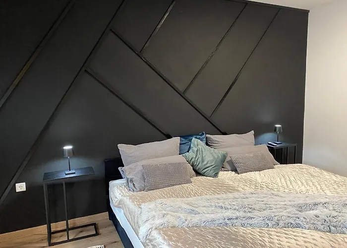 - Alte Schreinerei Apartmán *