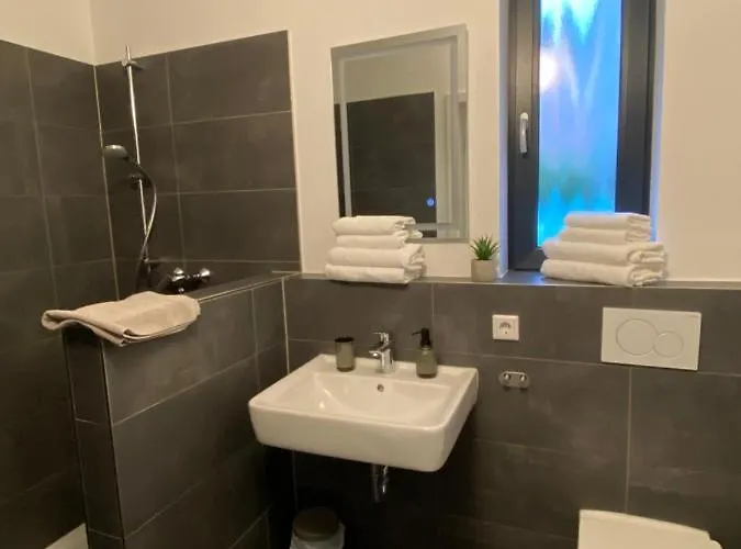 - Alte Schreinerei Apartmán